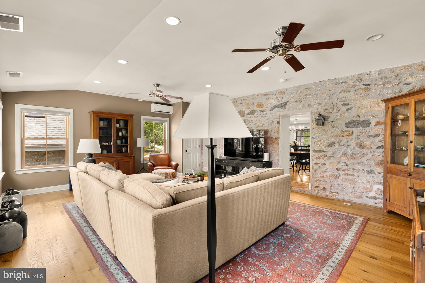 1102 Dulaney Gate Cir Property Photo 21