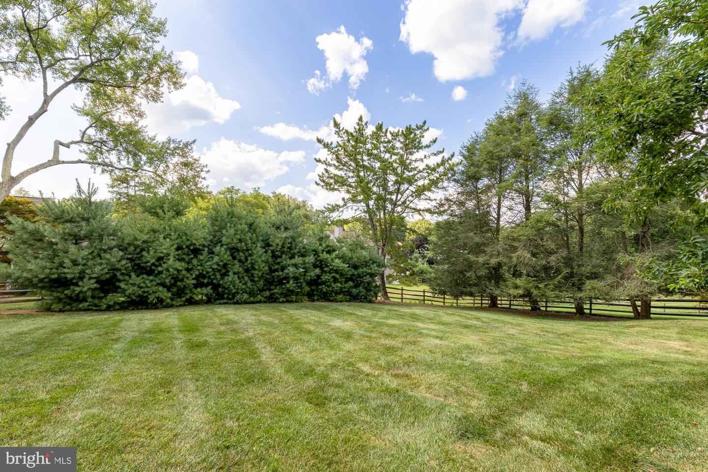 1102 Dulaney Gate Cir Property Photo 57