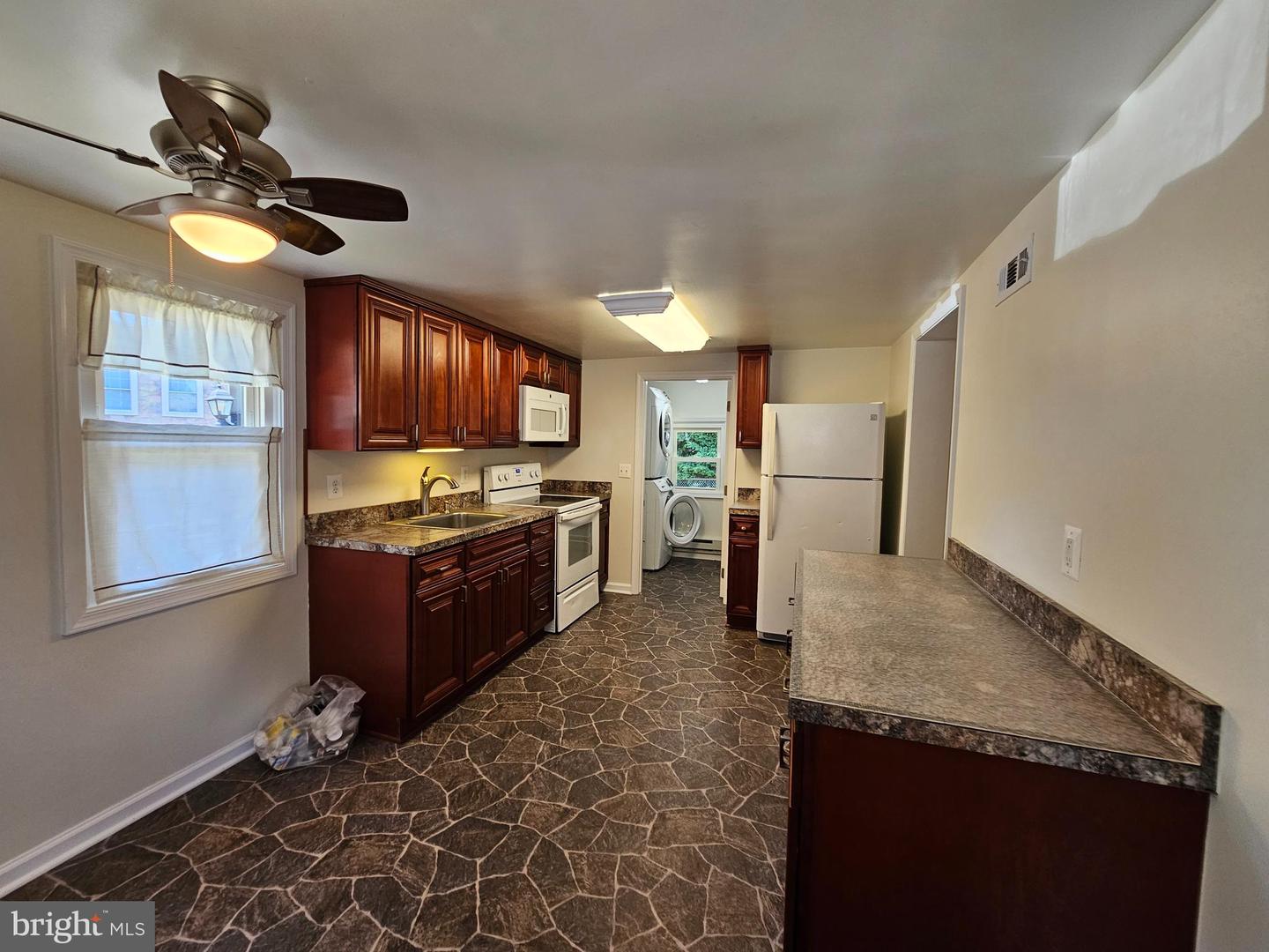 178 Kingston Park Property Photo 16