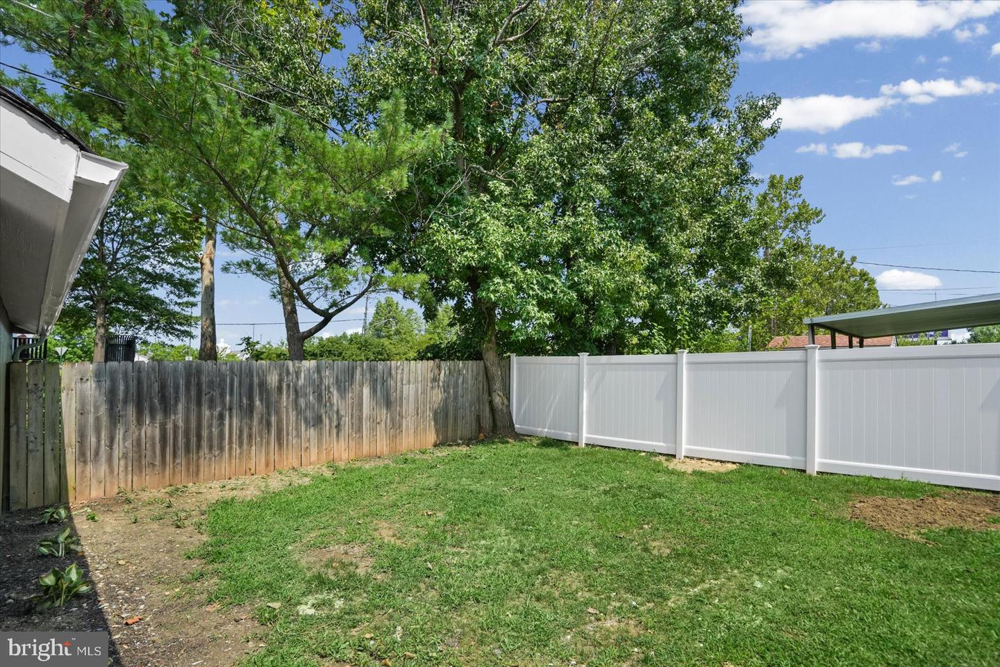 1812 Kittyhawk Rd Property Photo 7