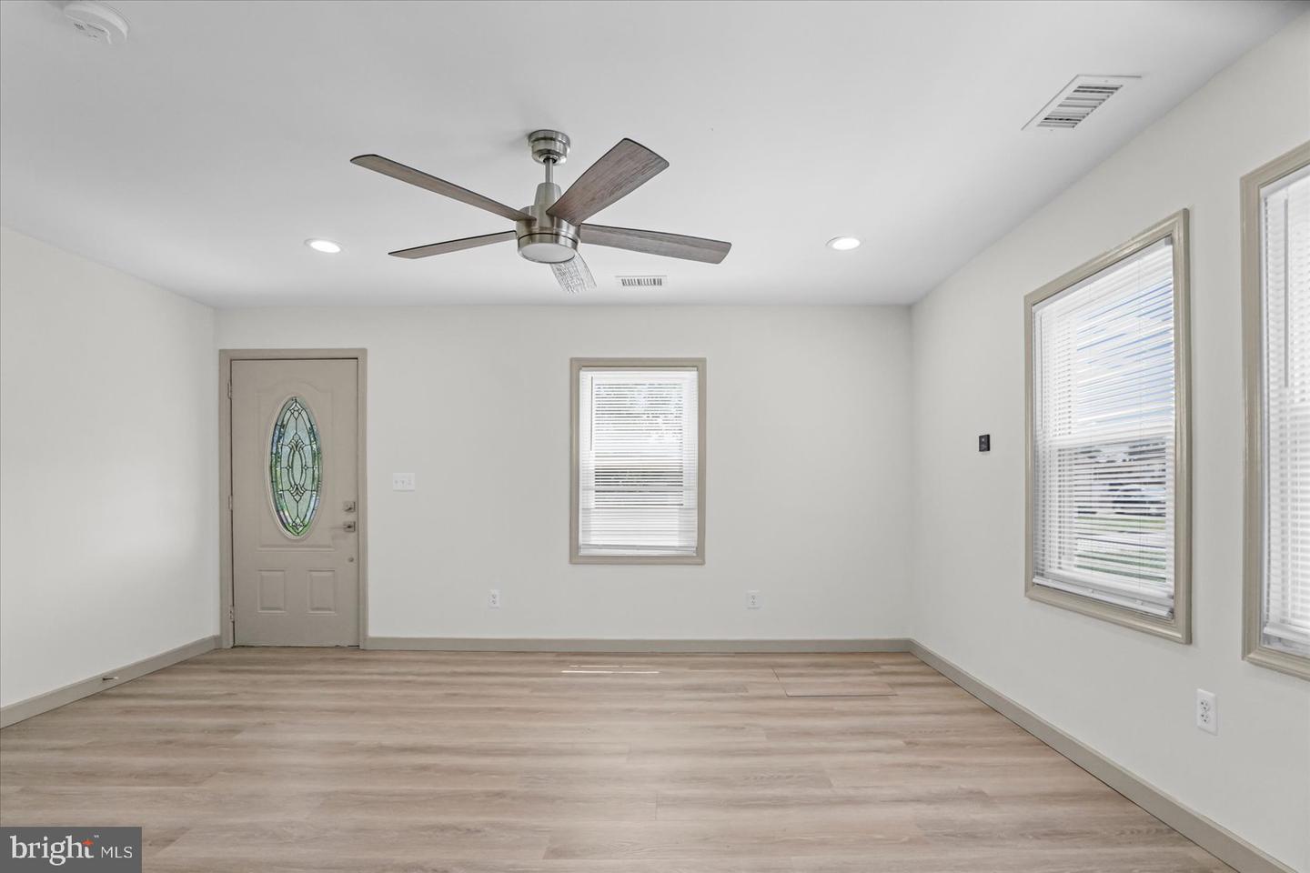 1812 Kittyhawk Rd Property Photo 8