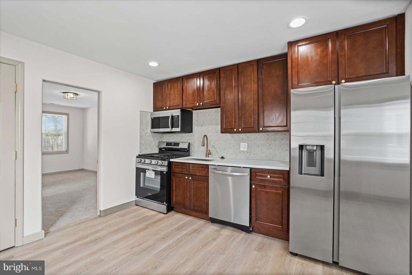 1812 Kittyhawk Rd Property Photo 13