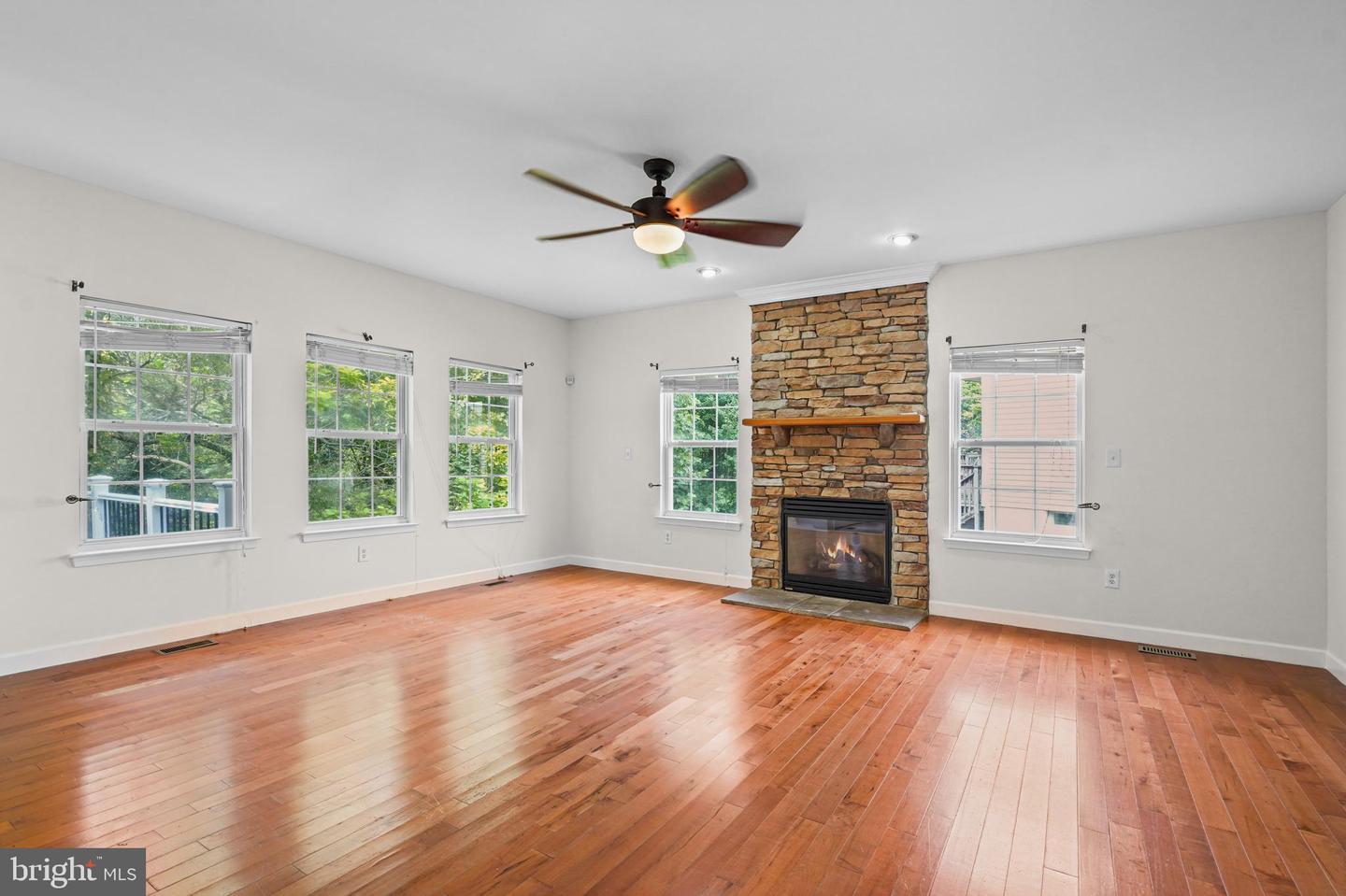 5082 Springhouse Cir Property Photo 16