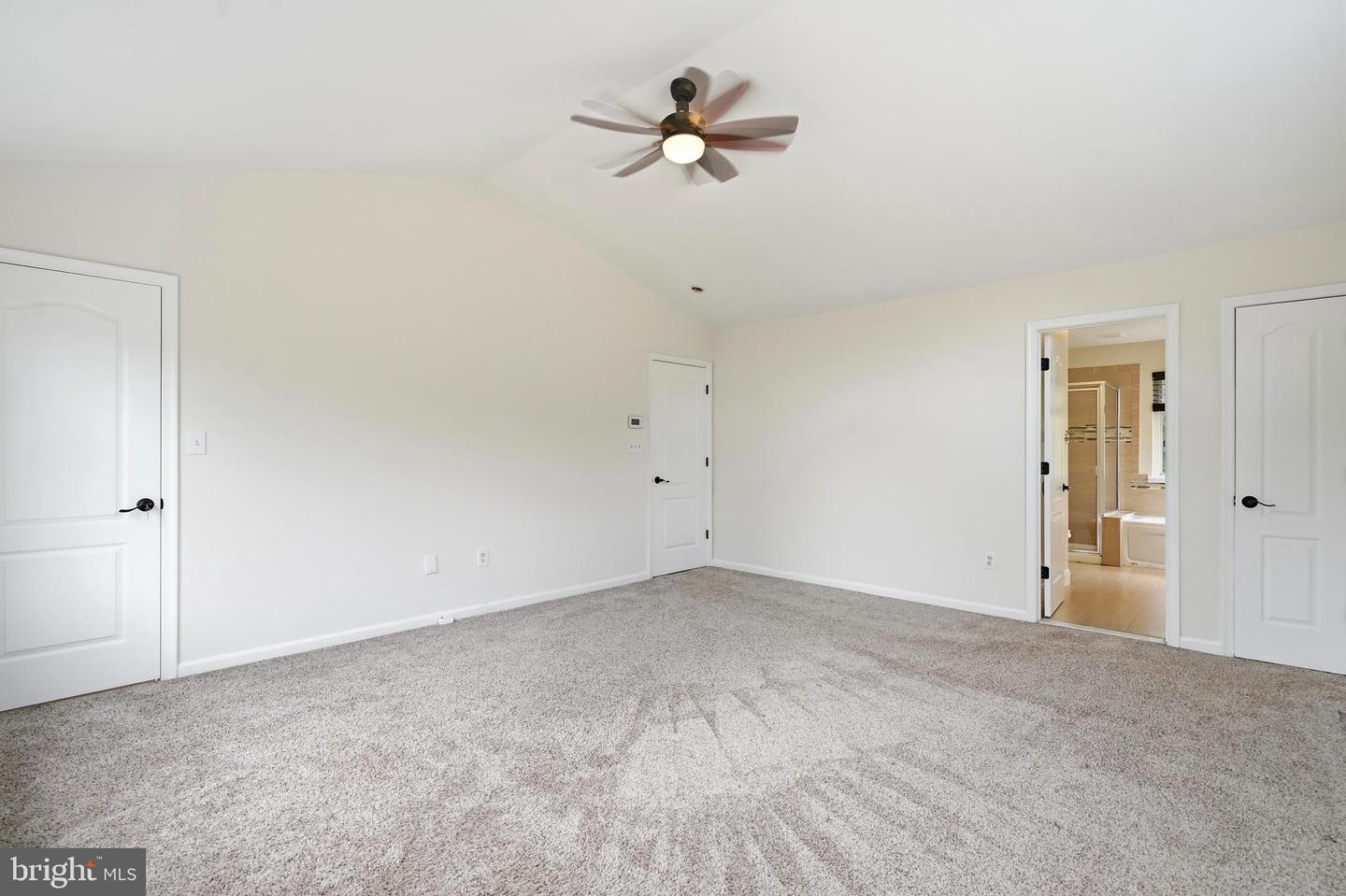 5082 Springhouse Cir Property Photo 23