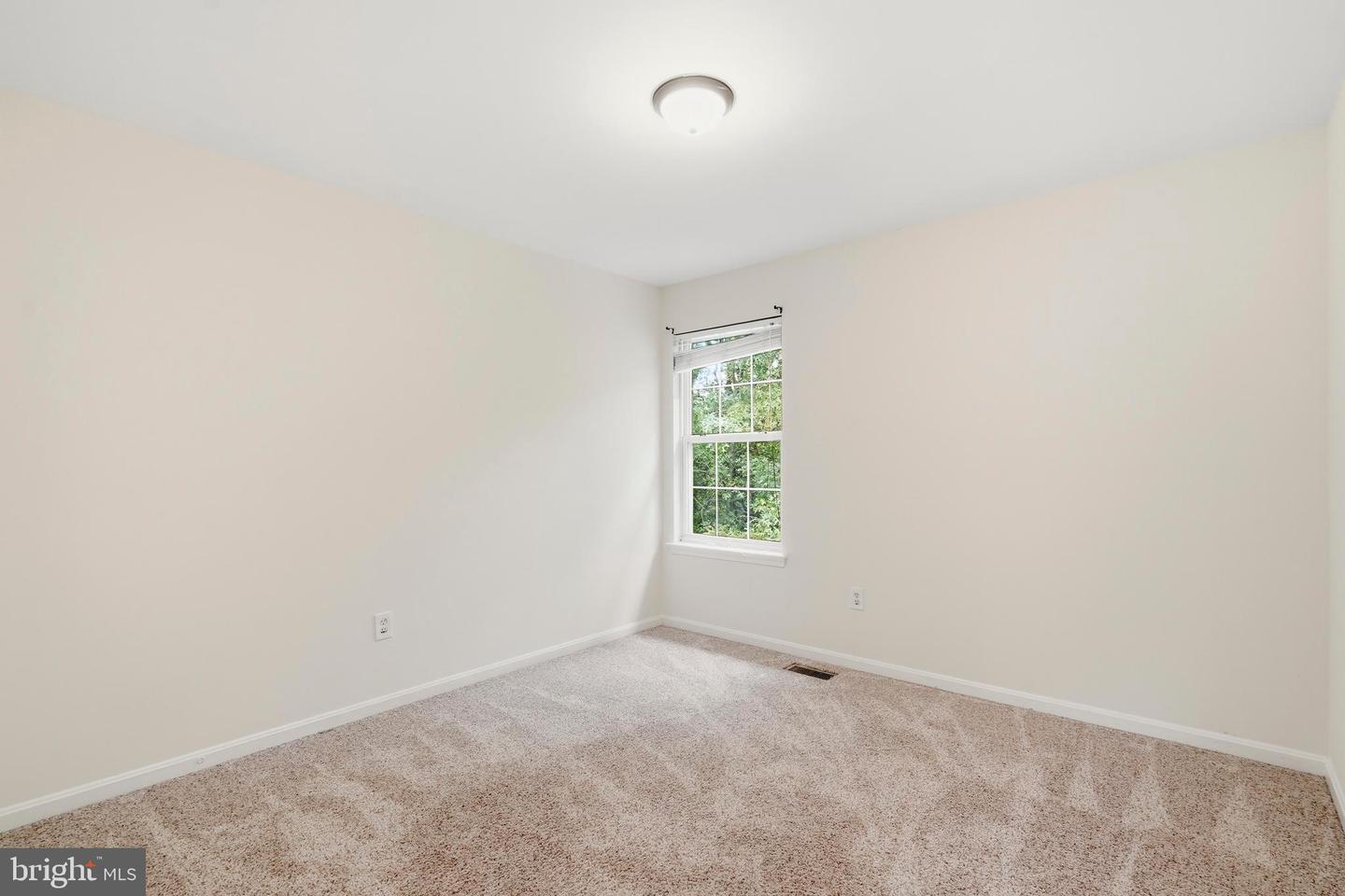 5082 Springhouse Cir Property Photo 31