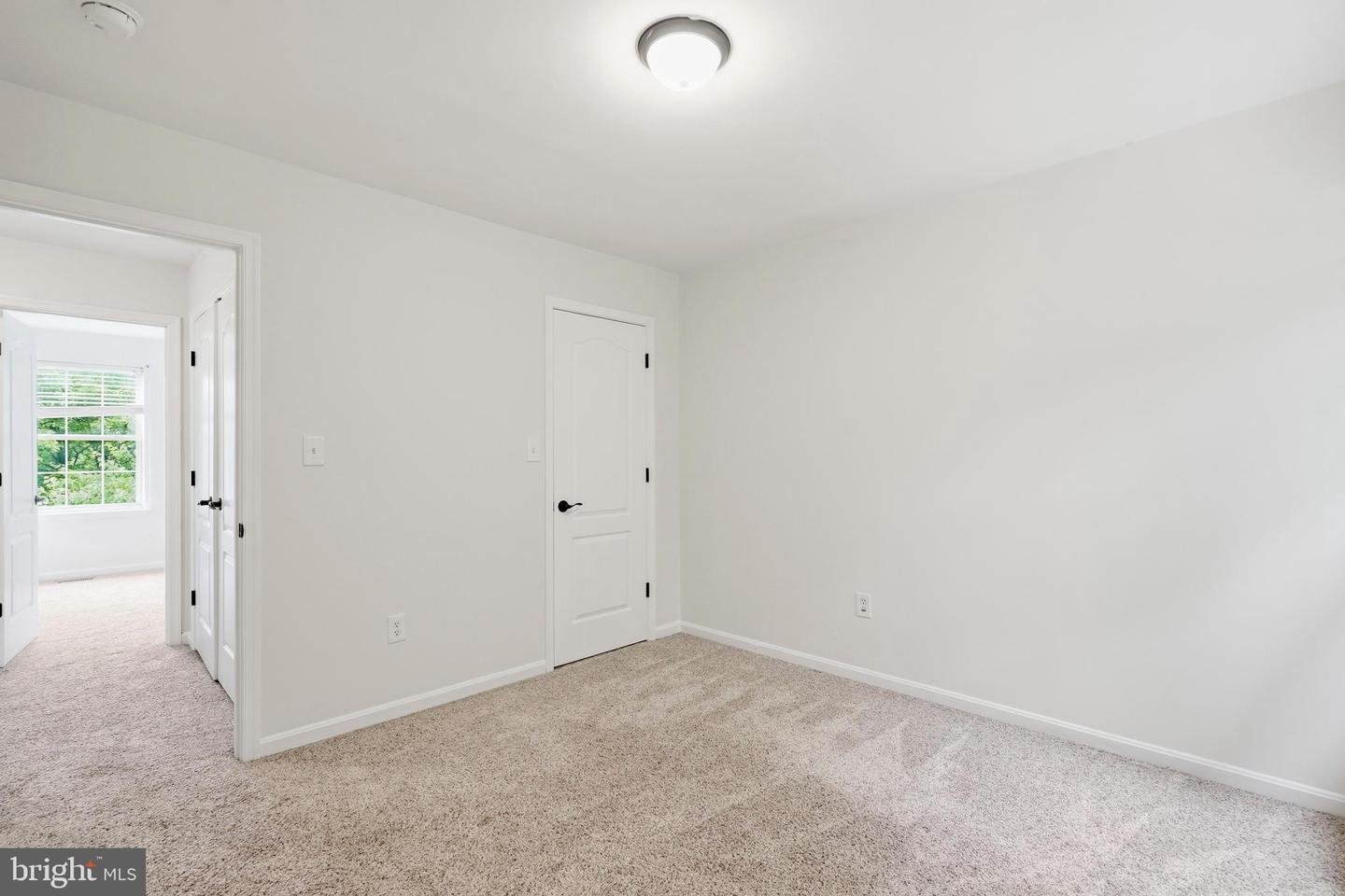 5082 Springhouse Cir Property Photo 32