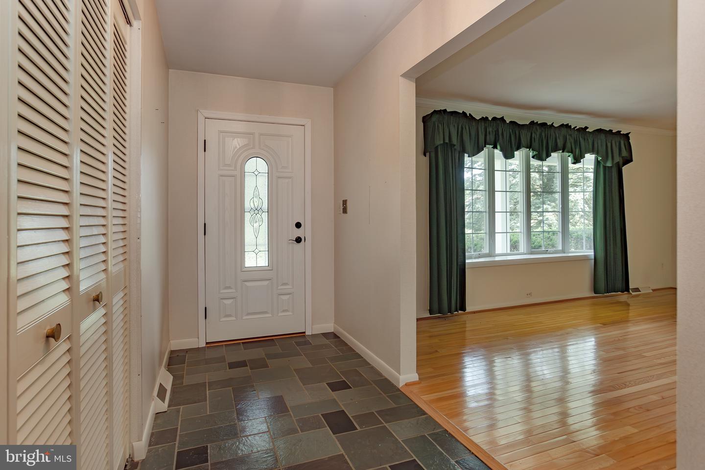 15930 Irish Ave Property Photo 9