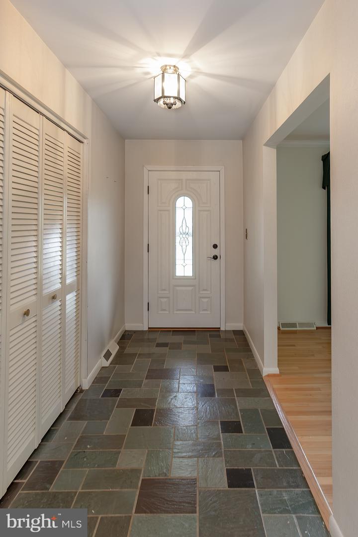 15930 Irish Ave Property Photo 14