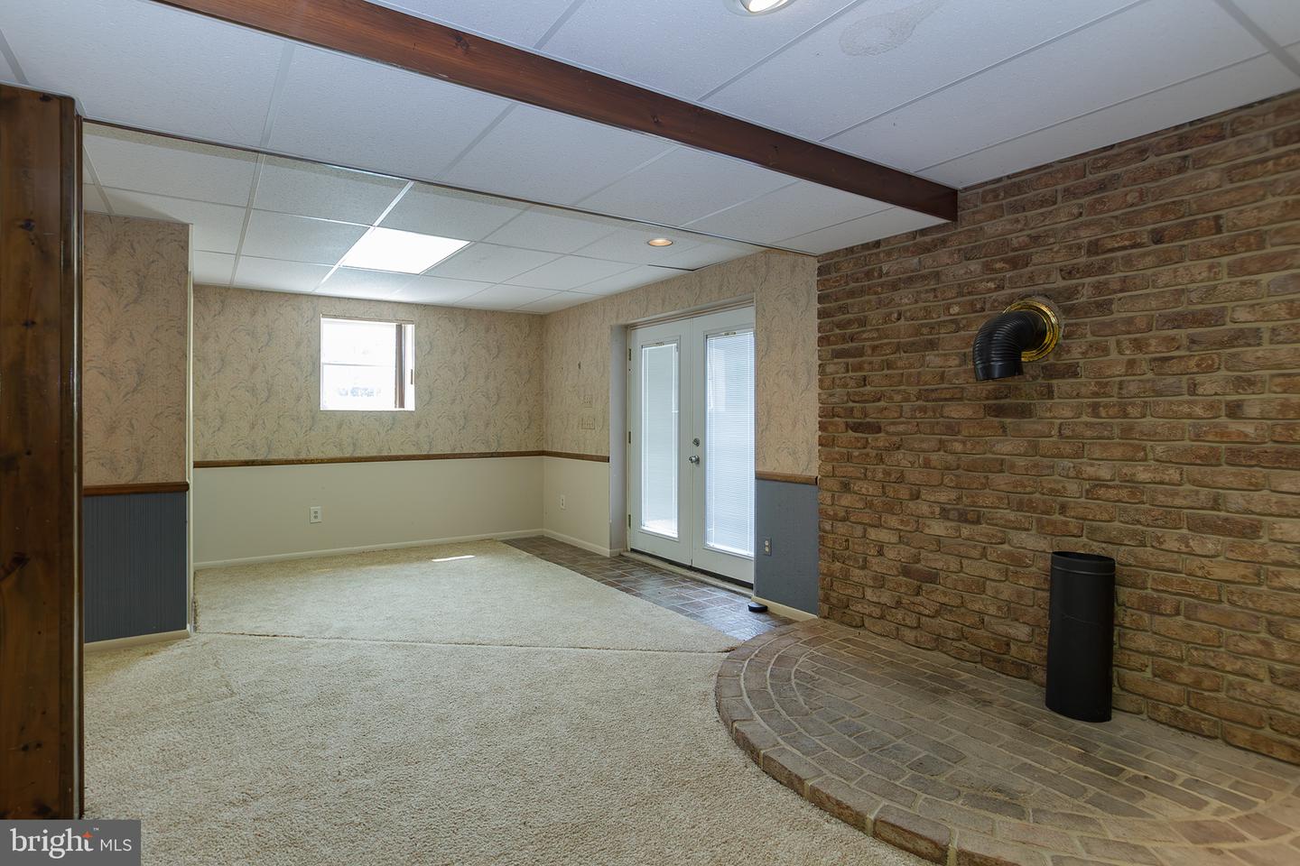 15930 Irish Ave Property Photo 28