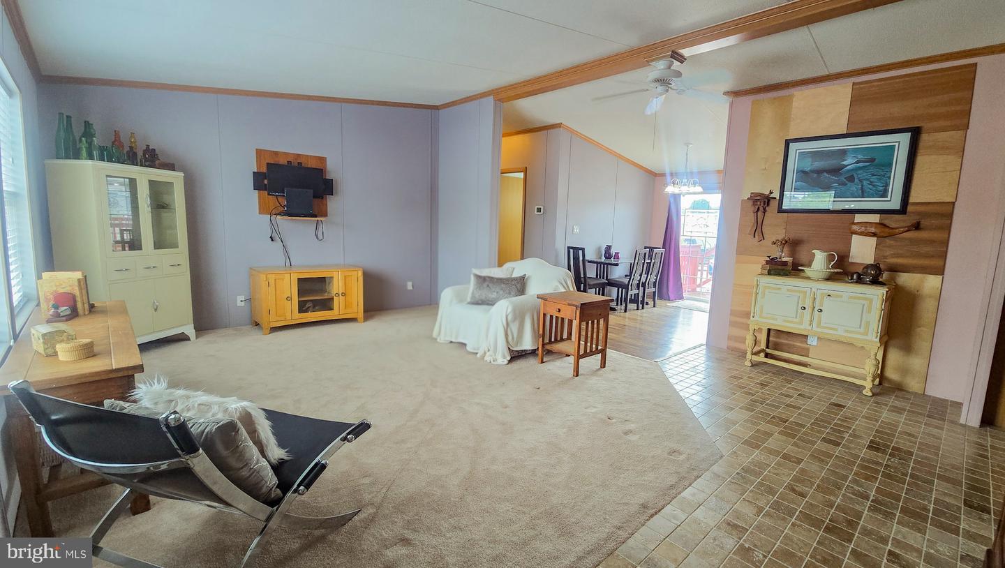 3304 Iris Ln Property Photo 6