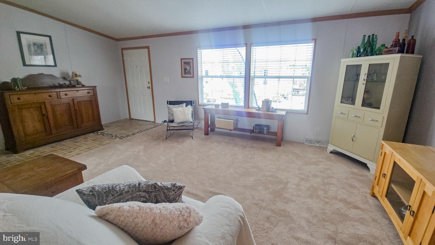 3304 Iris Ln Property Photo 9