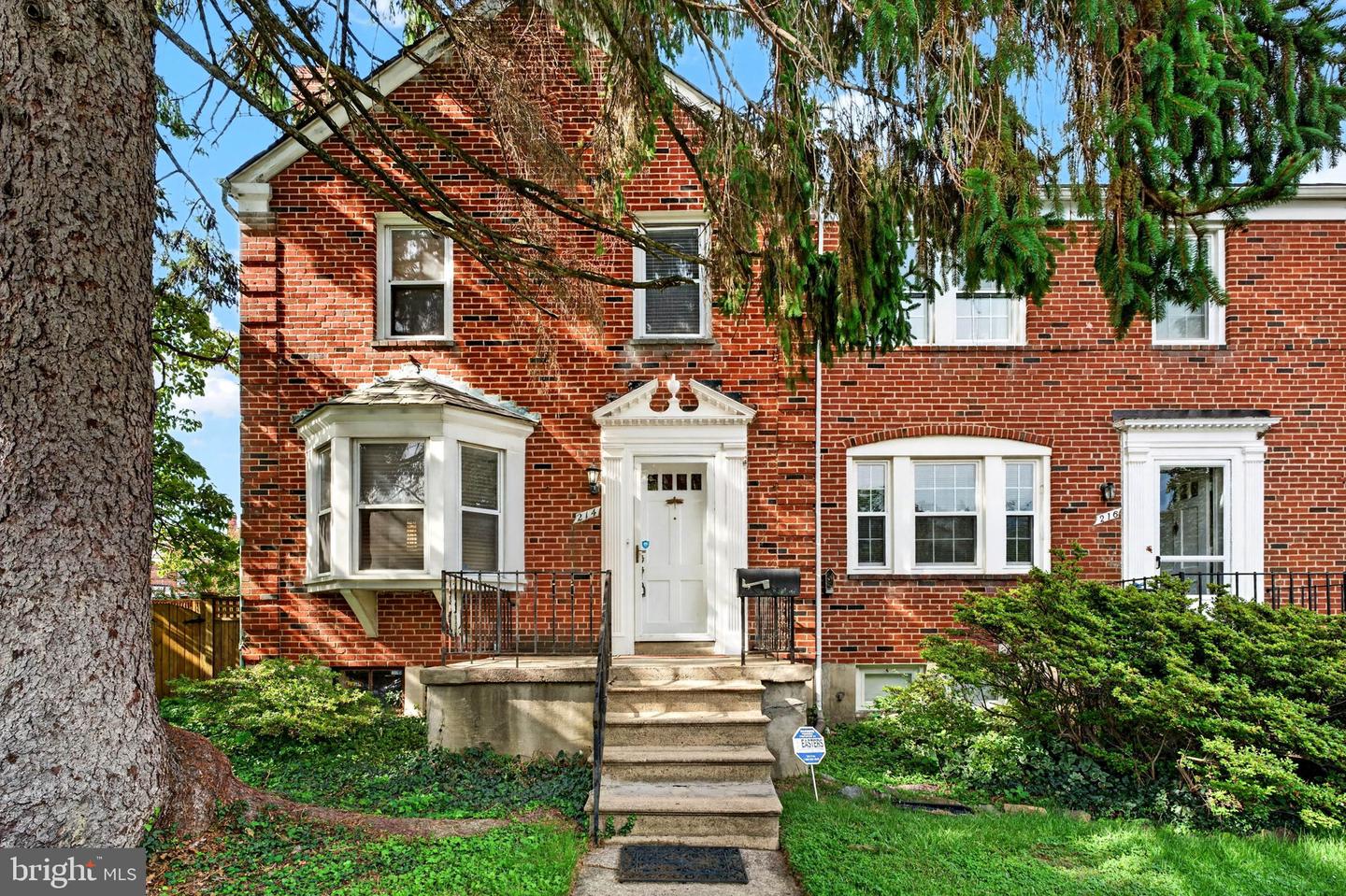 214 GAYWOOD RD Property Photo 1