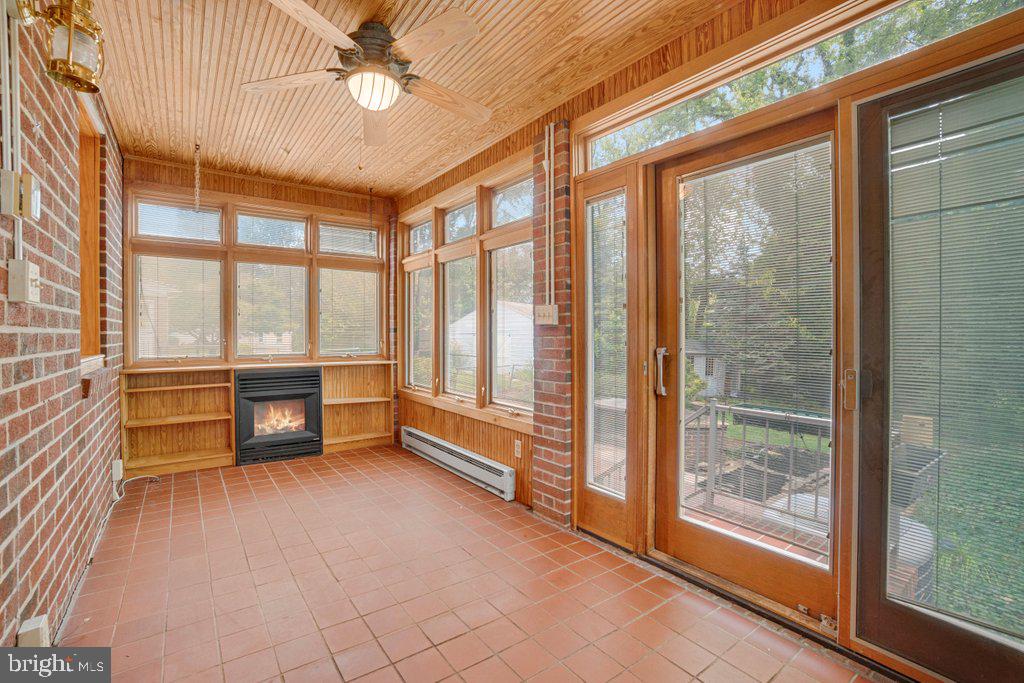 340 Elinor Ave Property Photo 19