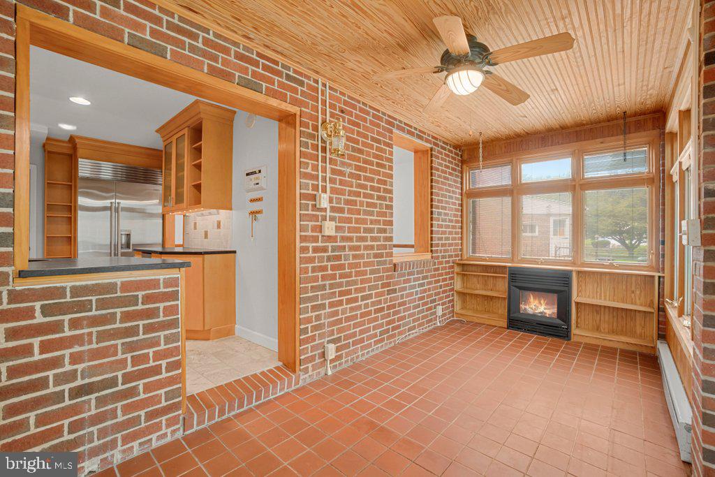 340 Elinor Ave Property Photo 20