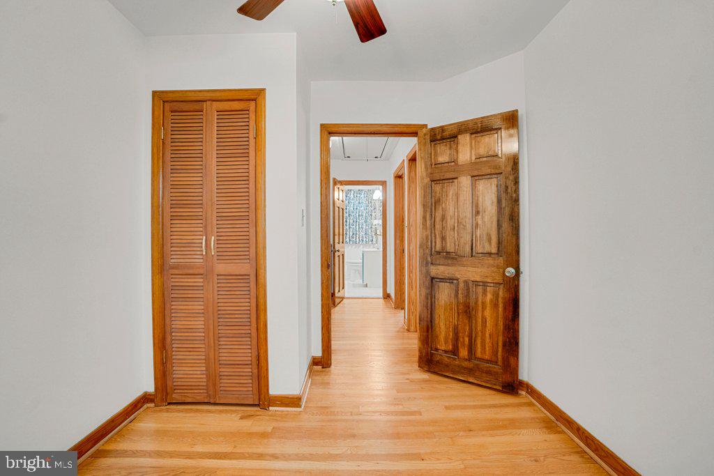 340 Elinor Ave Property Photo 24