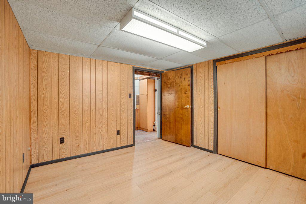 340 Elinor Ave Property Photo 32