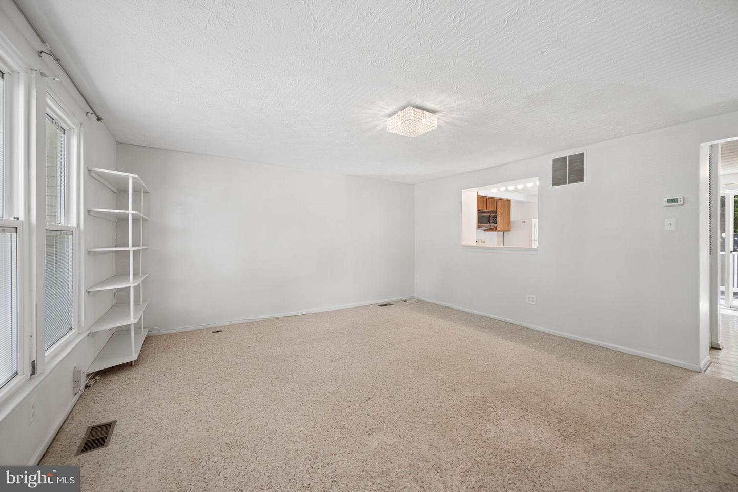 24 Primrose Ct Property Photo 2