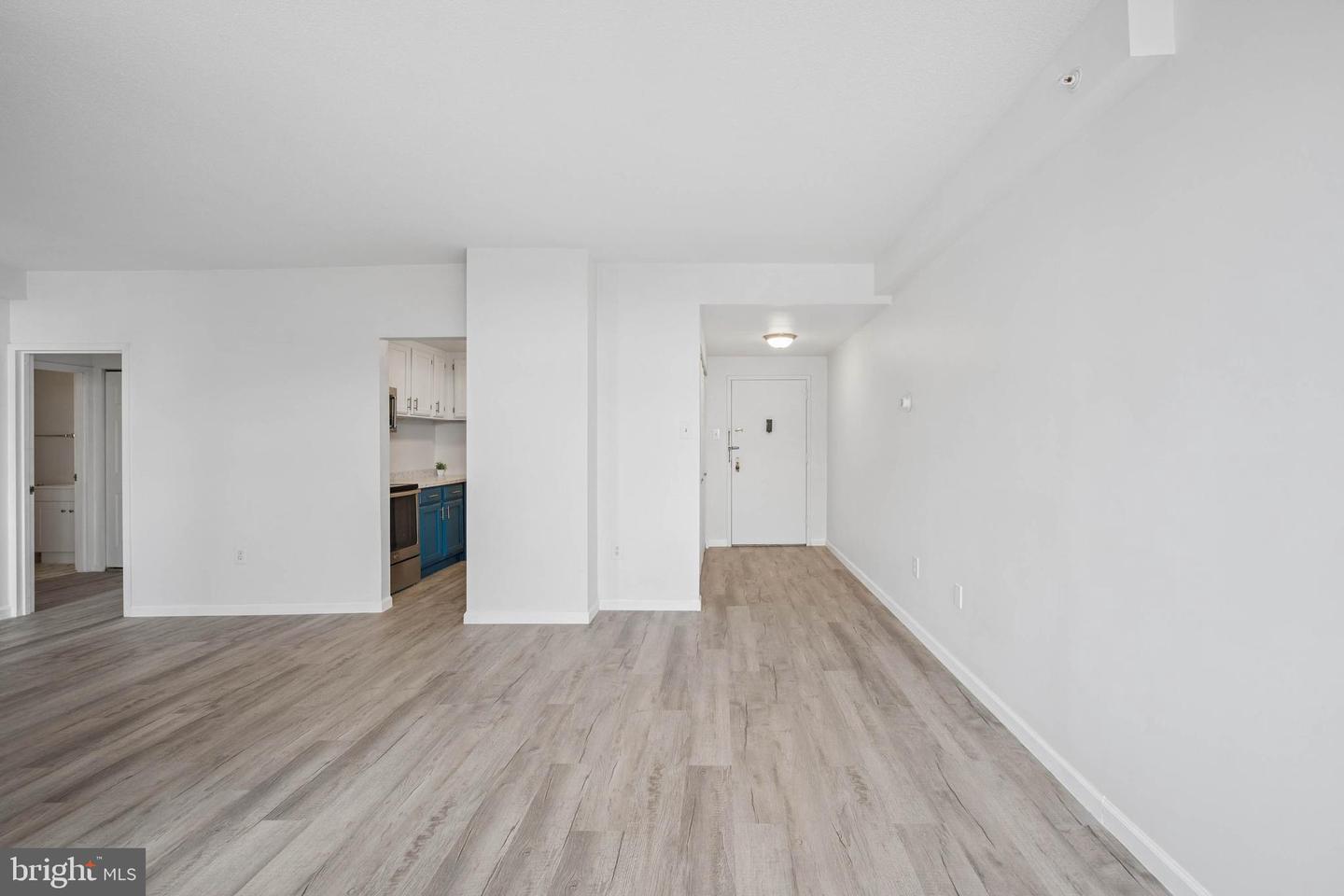 28 Allegheny Ave #903 Property Photo 3