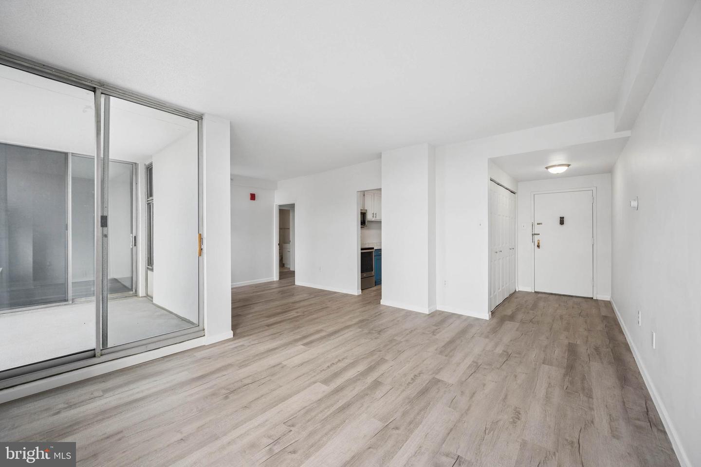 28 Allegheny Ave #903 Property Photo 5
