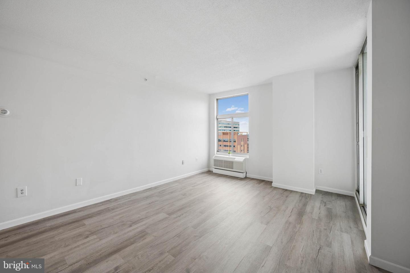 28 Allegheny Ave #903 Property Photo 7