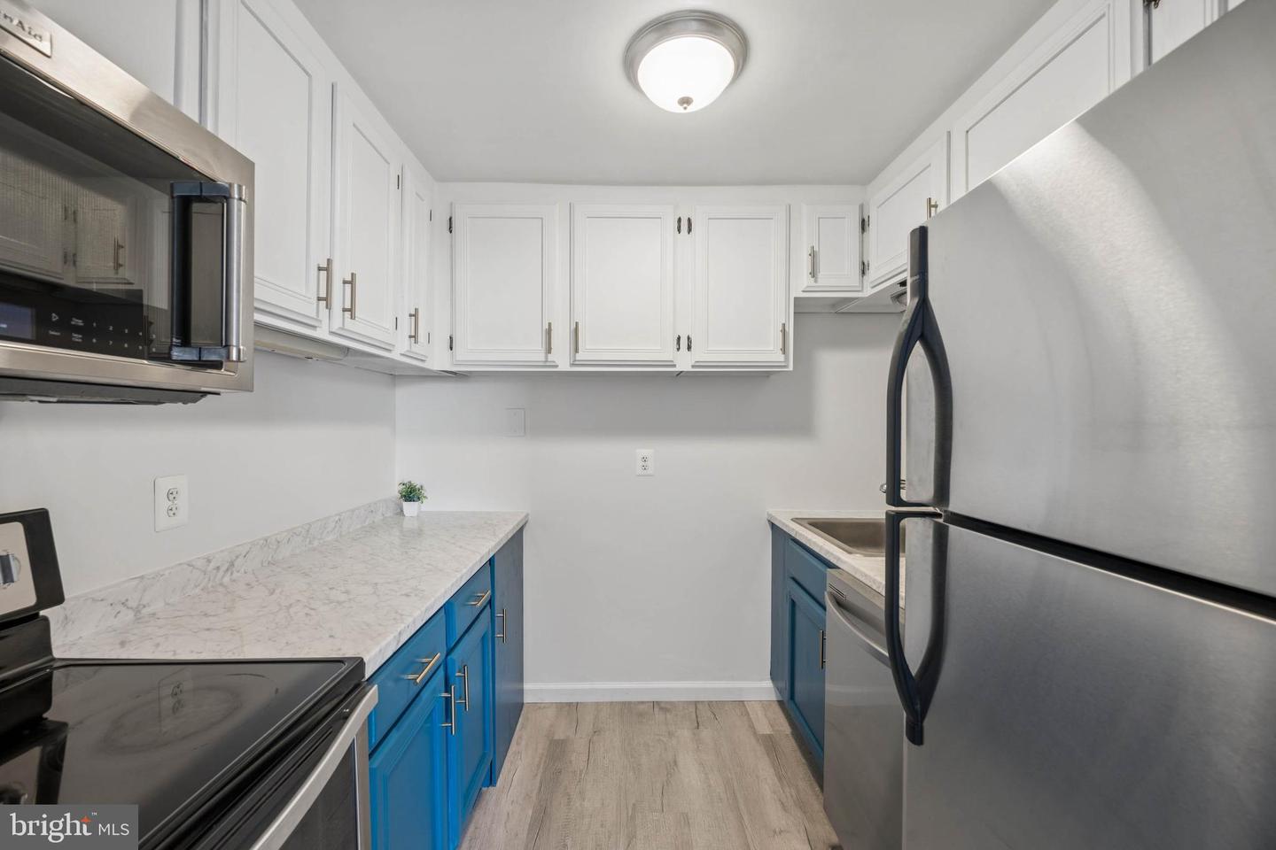 28 Allegheny Ave #903 Property Photo 11