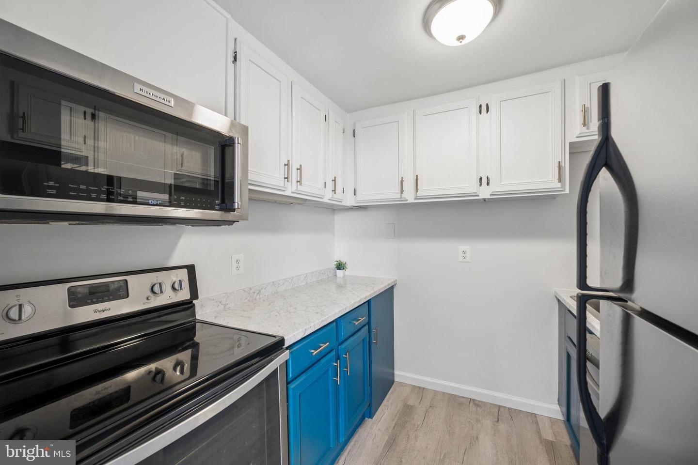 28 Allegheny Ave #903 Property Photo 12