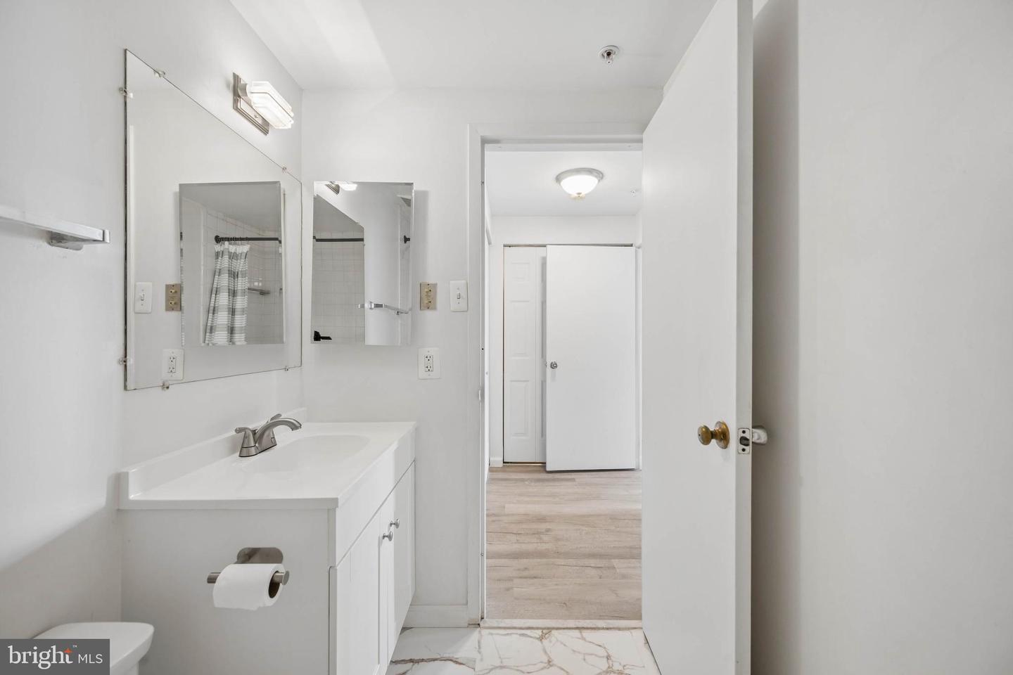 28 Allegheny Ave #903 Property Photo 25