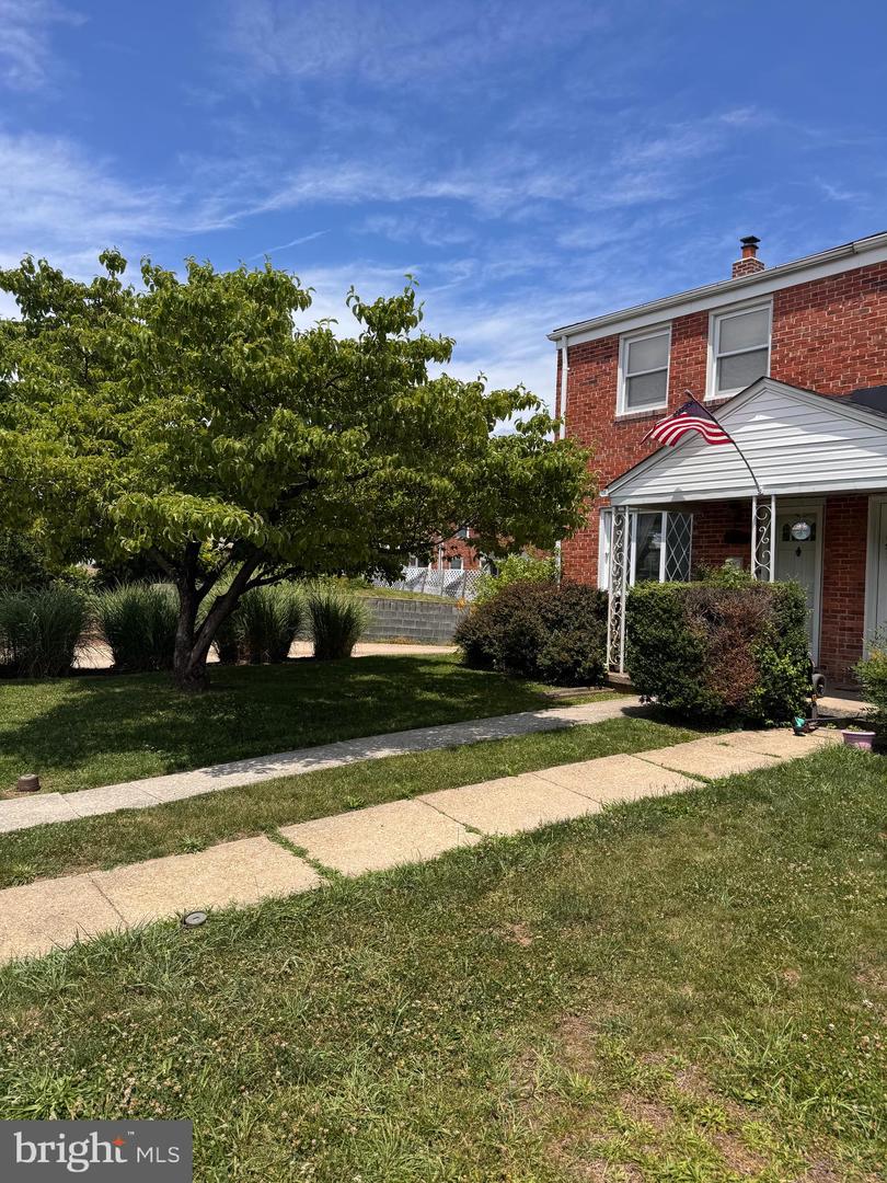 5515 HIGHRIDGE ST Property Photo 1