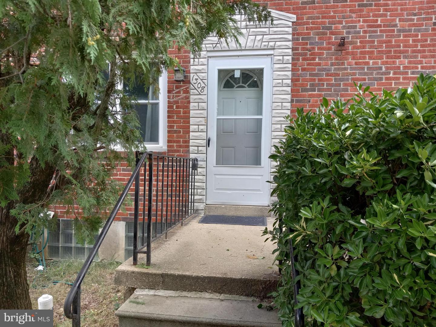 1308 Deanwood Rd Property Photo 1