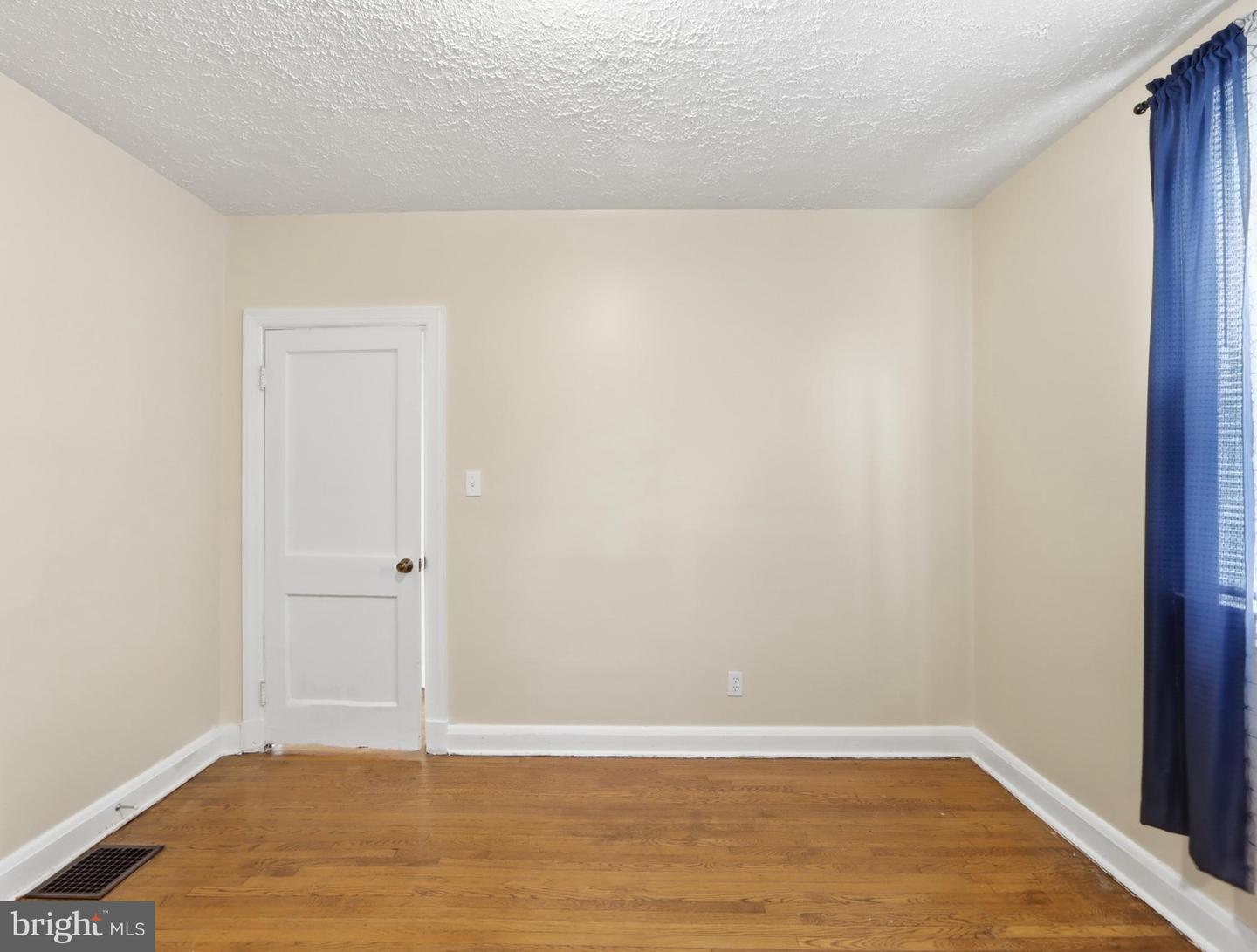 3403 Hopkins Property Photo 16
