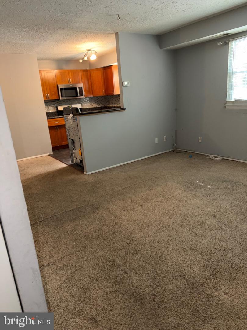 11919 Tarragon Rd #h Property Photo 4