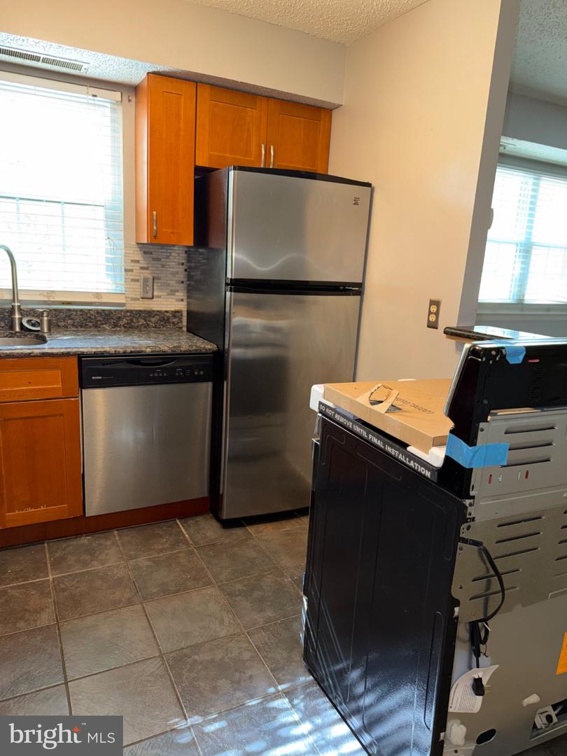 11919 Tarragon Rd #h Property Photo 10