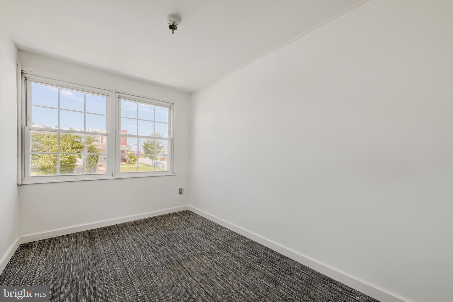 7953 Wynbrook Rd Property Photo 15