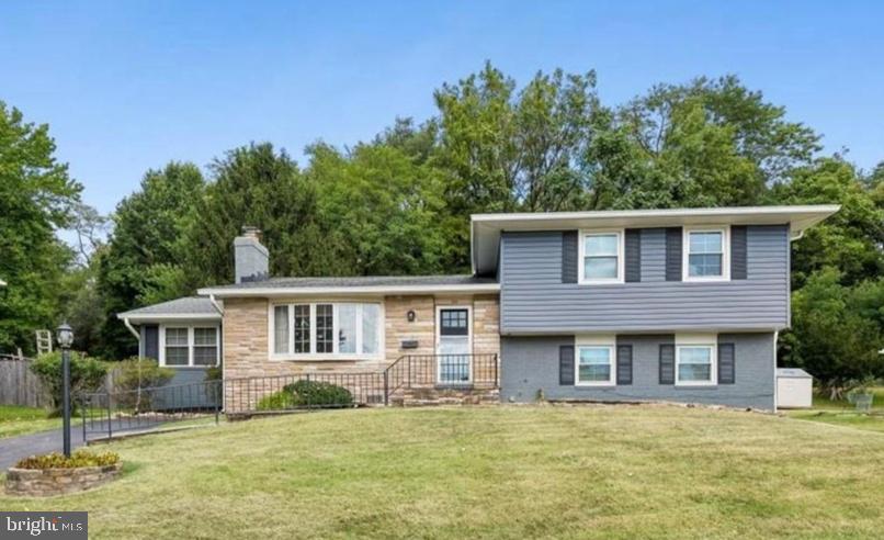 212 E TIMONIUM RD Property Photo 1