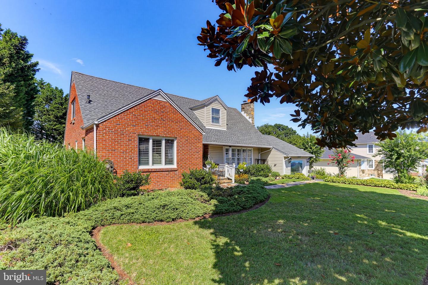 25 Walkern Rd Property Photo 3