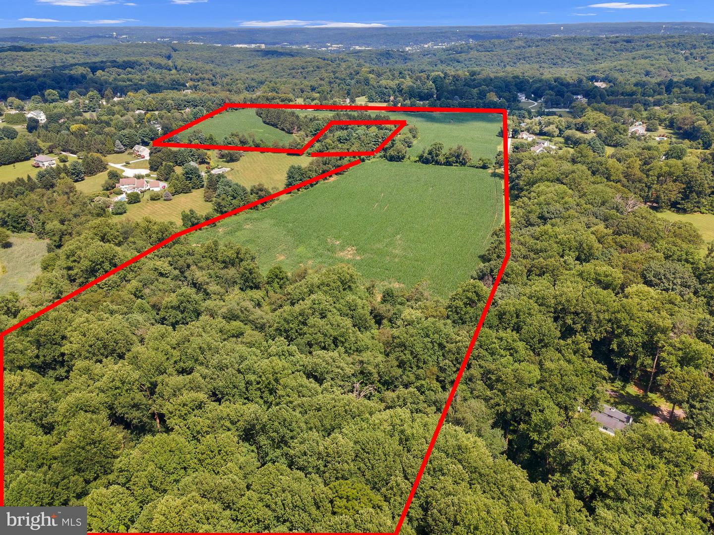 12700 Falls Rd Property Photo 4