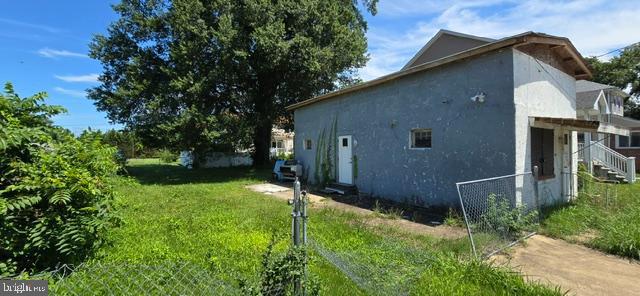 103 Avondale Property Photo 3