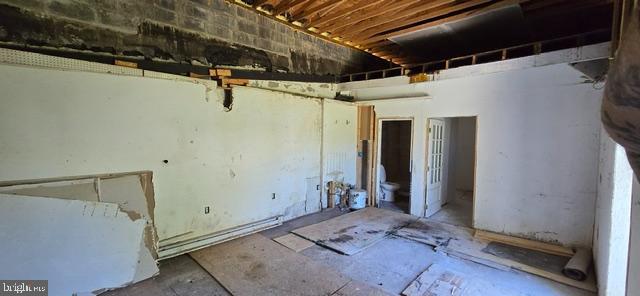 103 Avondale Property Photo 6