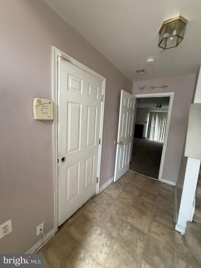 9540 Branchleigh Rd Property Photo 3