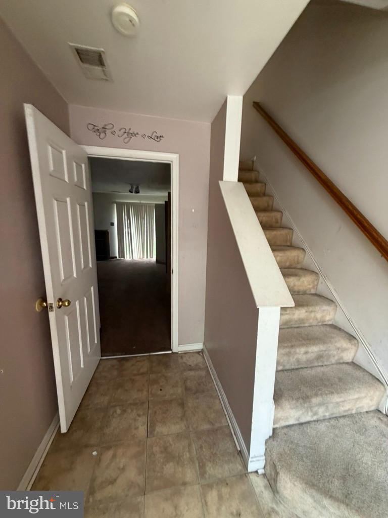 9540 Branchleigh Rd Property Photo 4