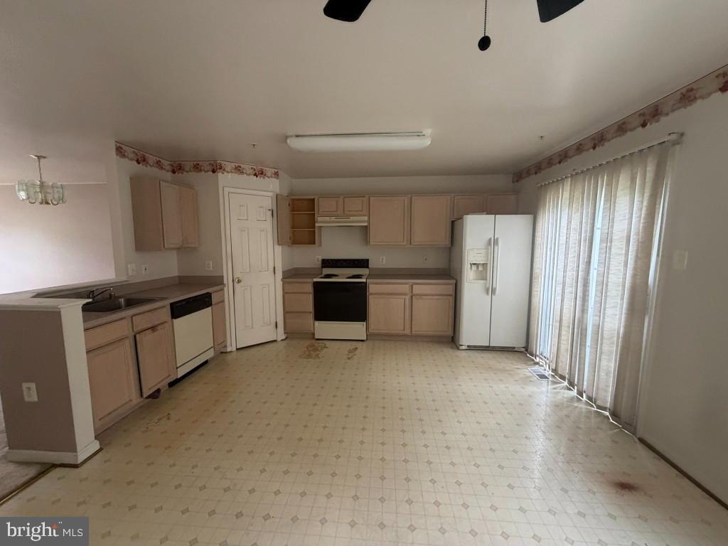9540 Branchleigh Rd Property Photo 14