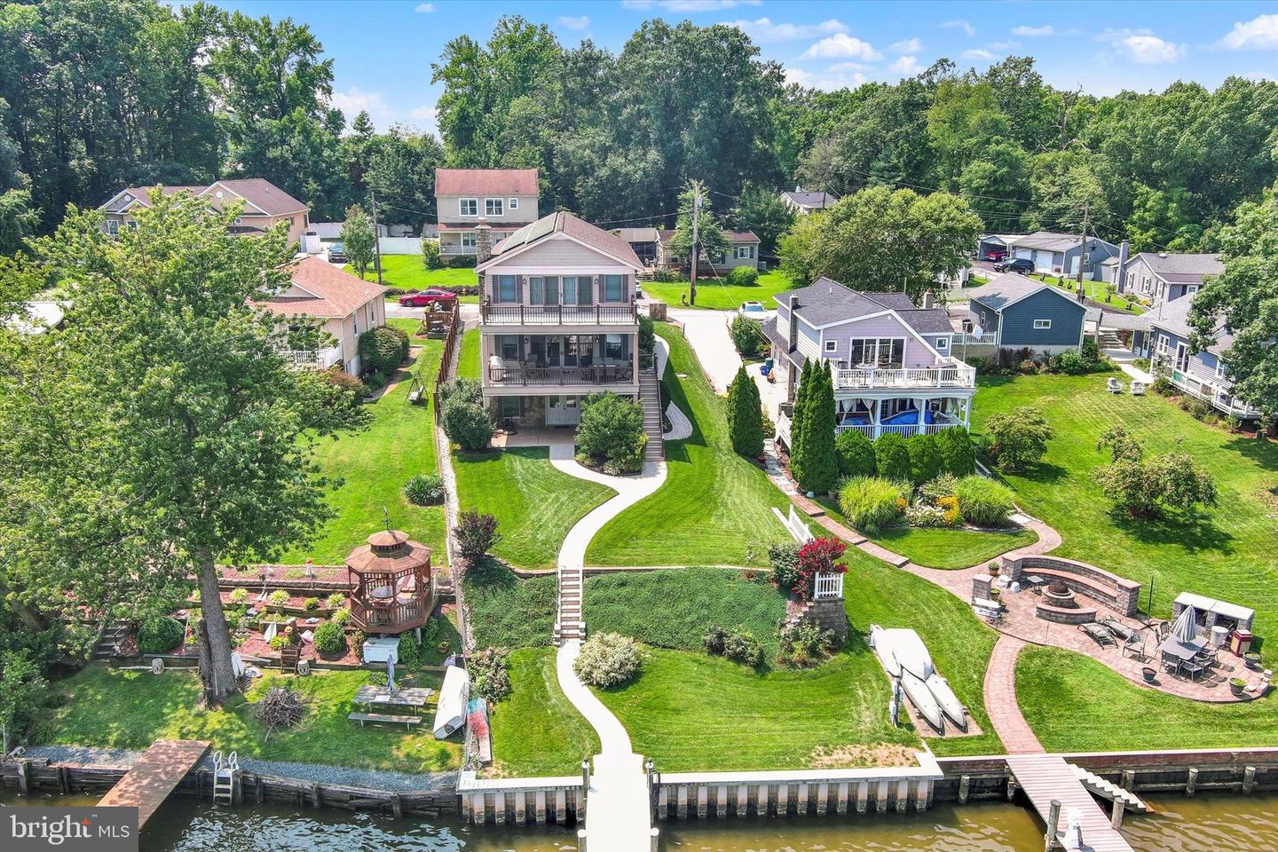 20 Sidewell Property Photo 1