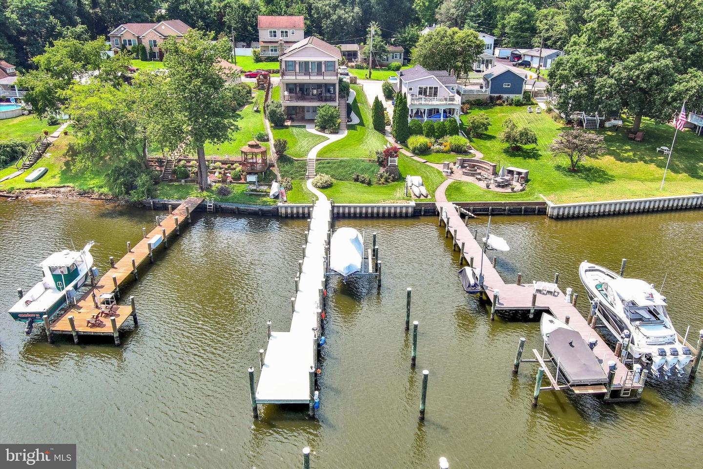 20 Sidewell Property Photo 2