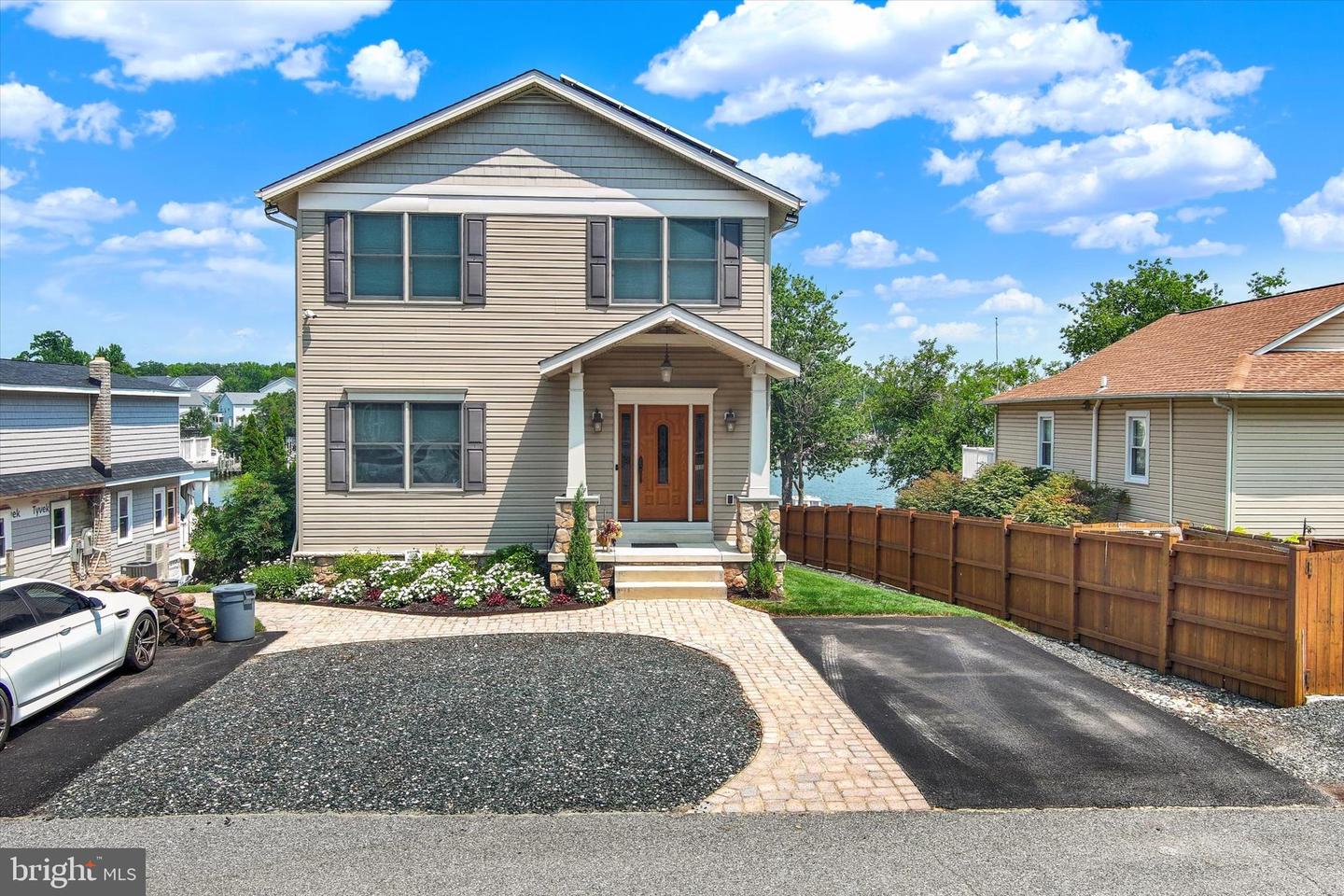 20 Sidewell Property Photo 5