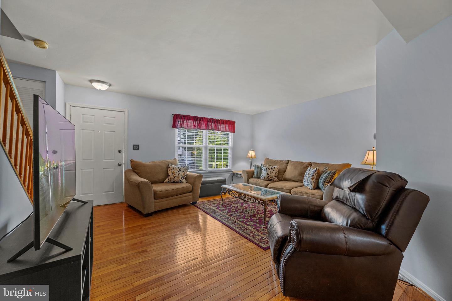 6 Tameron Property Photo 3