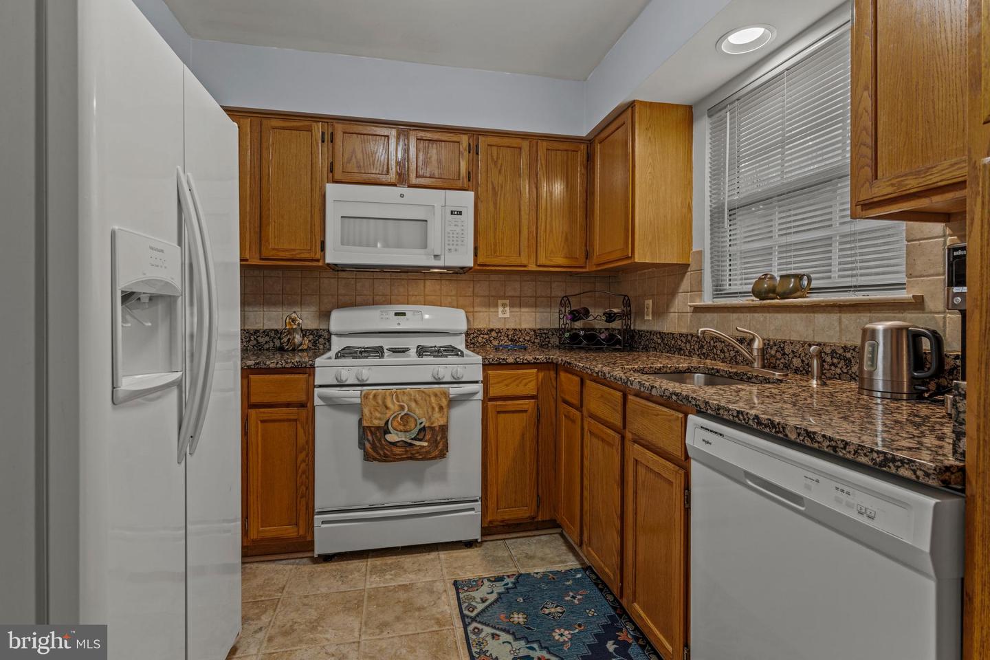 6 Tameron Property Photo 9