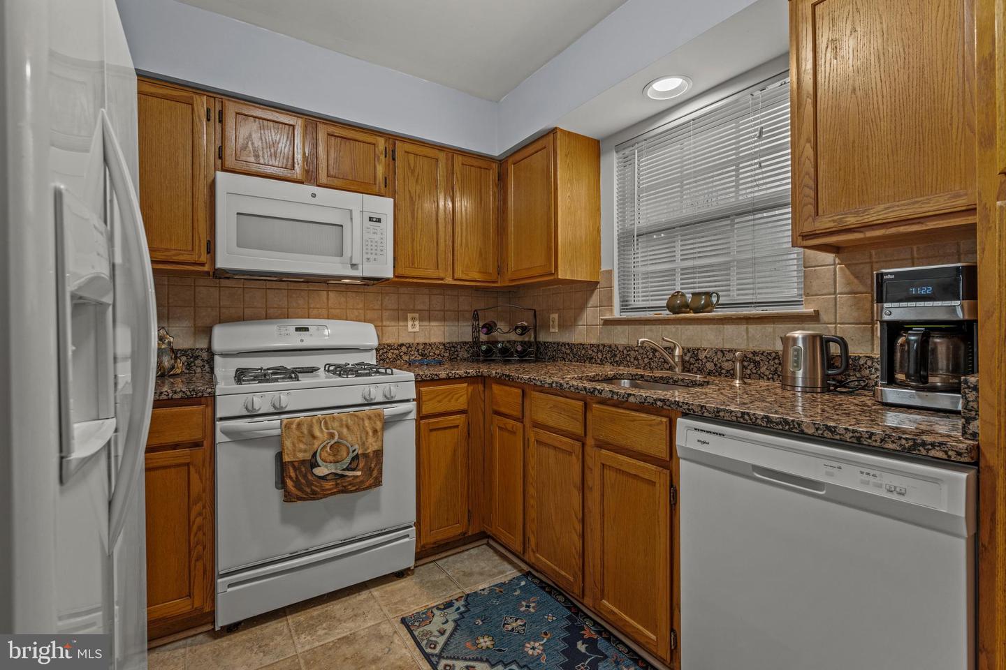 6 Tameron Property Photo 10