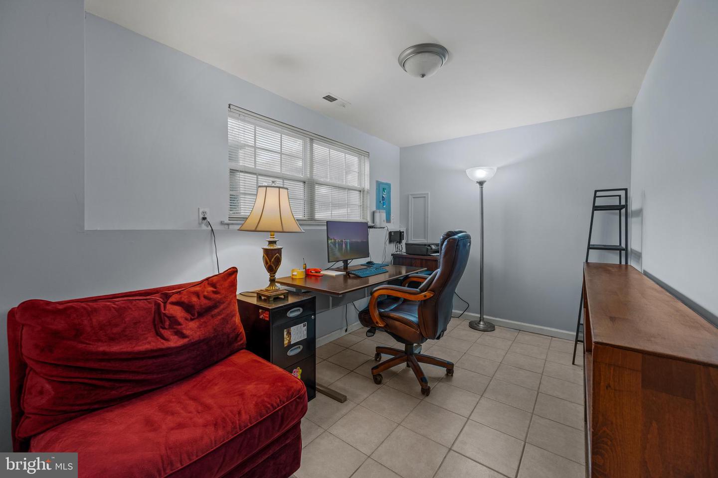 6 Tameron Property Photo 17