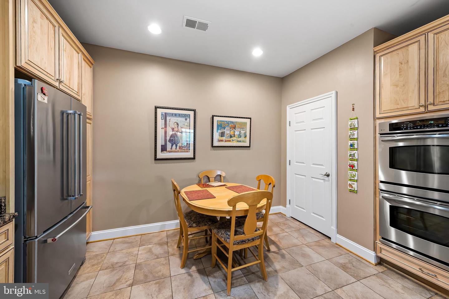3000 Stone Cliff Dr #106 Property Photo 14