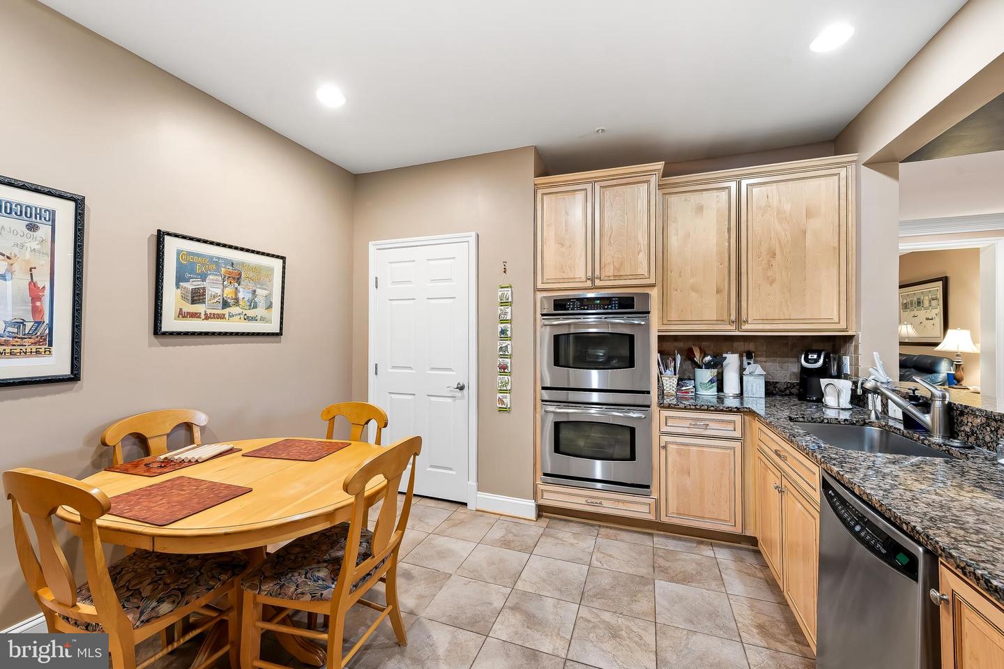 3000 Stone Cliff Dr #106 Property Photo 15
